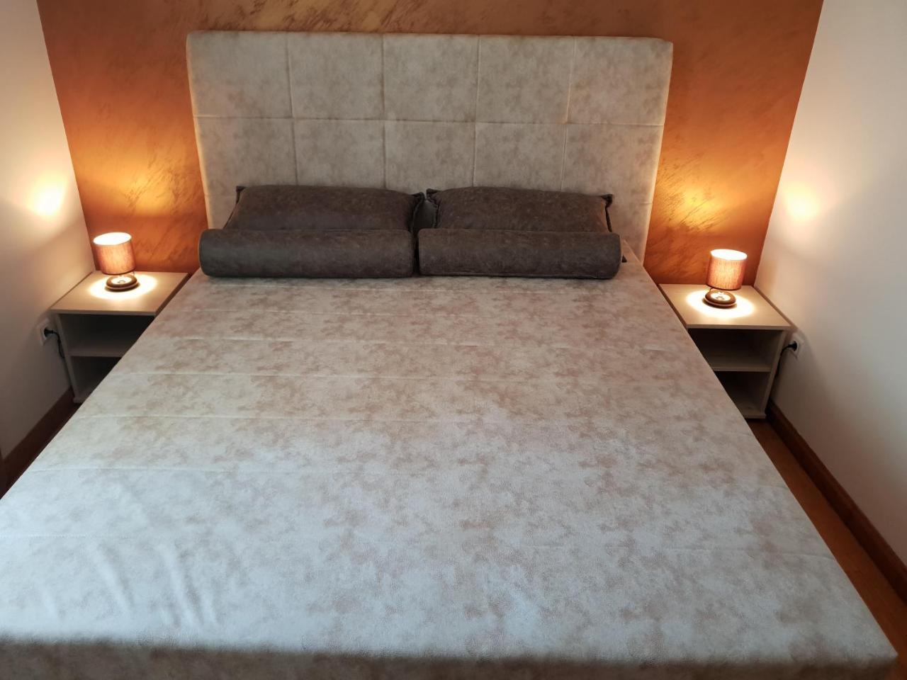 Apartman Kej Free Parking Kraljevo Exterior foto